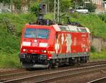 185 142  Edelweiss  rollt hier in Fotografenfreundlichem Tempo durch HH-Harburg.