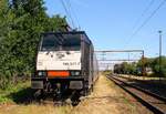 MRCE/OHE 185 571-7(REV/Bomb.Kassel FW510/20.06.13, UIC: CH und A) stand hinter der ER20 abgestellt im dänischen Padborg.