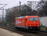 ATC/RHC 185 603-8(REV/BTK/08.08.14) hatte einen Autotransport-Zug im alten Gbf Hamburg-Harburg abgestellt und fuhr wenig später an den Fotografen vorbei Richtung Abstellung.