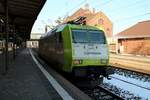 Captrain 185 542-8 in neuer Farbgebung und mit neuer HU(REV/UEI X/11.10.11)aufgenommen am 31.01.2012 im Bahnhof Hamburg-Harburg