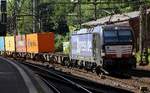 BoxXpress 193 850-5 mit Containerzug festgehalten in Hamburg-Harburg.