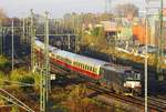 MRCE 193 606-1/X4E-606 mit dem AKE Rheingold(Westerland - Koblenz Hbf)festgehalten bei der Durchfahrt in Hamburg-Harburg.