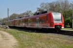 426 026 und 426 025 verlassen nach dem Flügeln nun den Bahnhof Linder gen Duisburg. 9.4.2016