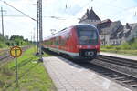 RB 53 bei der Einfahrt in Weigolshausen an der Strecke von Würzburg nach Schweinfurt am Sonntag den 28.7.2024