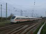 Ersatzzug 2513 Binz-Rostock,gefahren,am 28.April 2012,von 411 080-5,beim Verlassen von Bergen/Rgen.