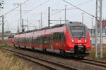 442 350 als S3 von Warnemnde nach Gstrow via Laage bei der Ausfahrt im Rostocker Hbf.30.09.2016