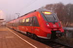 442 843 als S1(Warnemnde-Rostock)kurz vor der Ausfahrt im Haltepunkt Rostock-Holbeinplatz am 25.11.2016 gegen 07:42 Uhr