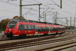 442 856 als S2(Warnemünde-Rostock)bei der Ausfahrt in Warnemünde.25.10.2020