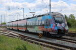 442 854 als S2(Güstrow-Warnemünde)bei der Einfahrt im Rostocker Hbf.10.06.2022