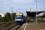 VT 805 (648 283-9) HEX - Harz-Elbe-Express als HEX80310 von Magdeburg Hbf nach Blankenburg(Harz) und VT 811 (648 289-6) als HEX80148 nach Thale Hbf, bei der Durchfahrt in Magdeburg-Buckau. 10.10.2014