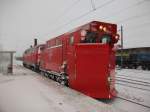 Durch den heftigen Schneefall kam der Schneepflug 80-80-970 5010-4 zum Einsatz.Am 02.Dezember 2010 stand Dieser in Bergen/Rgen.