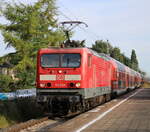 114 005 mit Kreuzfahrer 13290(Warnemünde-Berlin)bei der Durchfahrt im S-Bahnhof Rostock-Holbeinplatz.29.07.2022