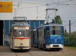 Gelenktriebwagen des Typs G4 und Tatra-Straenbahn 708 und NF-Beiwagen stehen vor dem Depot 12 in Rostock-Marienehe.24.05.2014