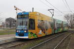 6N1 Wagen 683 stand als Linie 3 von Rostock Haltepunkt Dierkow Richtung Rostock Neuer Friedhof via Hbf/Zoo in der Haltestelle Rostock-Stadthafen.26.11.2016 