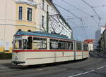 Wagen 1 am 18.09.2022 kurz nach verlassen der Haltestelle Rostock Paulstr.