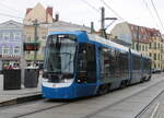 RSAG-Wagen 802 Tina  stand am Vormittag in der Haltestelle Doberaner Platz.15.03.2026