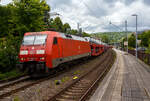 Die 152 085-7 (91 80 6152 085-7 D-DB) der DB Cargo AG fährt am 16 Juli 2025, mit einem langen Autotransportzug (Wagen der Gattung Laaers 506 o.ä.) beladen mit Autos der bekannten