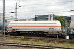 Druckgaskesselwagen 37 80 7 819 952-8 TEX D-ARETZ Zags Sicherheitstafel 23/1055 Komprimiertes Aerosol Isobuten, bei der Durchfahrt in Ulm am 17.09.2022.