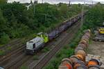 209 006 von Captrain durchfhrt am 25.07.23 mit einigen mit Stahlprodukten beladenen Wagen durch Ratingen in Richtung Dsseldorf.