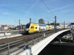 ET445.100 der ODEG fhrt am 31.10.13 in Berlin HBF ein.