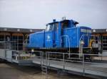 363 029-9 steht im Sommer 2010 auf ihrem Stammplatz auf der Drehscheibe in Wismar.