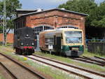 Auch der PRESS 650 032 standen zusammen mit dem Loktender,von der 01 0509,am 11.Juli 2020,am Lokschuppen in Bergen/Rügen.