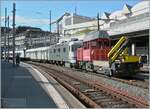Da man die Strecke Lausanne - Villeneuve mit der wenig effizienten ETCS verdorben hat, m�ssen nun bei einigen Z�gen Tonnenschwere ETCS - Pakete  Vorspann leisten.