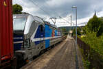 Die an die RTB Cargo vermietete Siemens Vectron MS - 193 172 (91 80 6193 172-4 D-Rpool) der Railpool GmbH (München) fährt am 31 Juli 2025 mit einem KLV-Zug durch den Bahnhof Kirchen/Sieg in