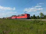 Die Loks RBH276 (ex-DB 151 151) und RBH 261 (ex-DB 151 038; NVR-Nummern (noch) unbekannt) fahren am 3.6.13 mit einem Kohlezug durch Langenfeld-Richrath.