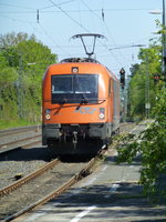 Am 8.5.16 war dieser RTS-Taurus im Zuge der Gleisbauarbeiten bei Warburg unterwegs. 