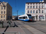 UBB 646 112 passiert nach der Ausfahrt aus dem Stralsunder Hbf,am 01.April 2016,den Bahnbergang Tribseer Damm.