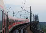 Der Beweis...Blick aus dem RE7 auf die Rendsburger Hochbrücke Fahrtrichtung Hamburg(zug wird geschoben).