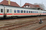 IC-Wagen Bpmmz stand am 30.04.2016 im Bahnhof Warnemnde.