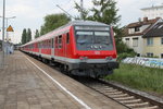 Mit einem Halberstädter Steuerwagen am Ende war der Sonderzug 13290 von Warnemünde nach Berlin-Ostbahnhof unterwegs gegen 08:10 Uhr war am 30.05.2016 die Durchfahrt im Haltepunkt