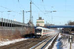 Dieser IC wird von 101 083-4 nach Bremen geschoben.