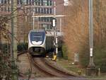 NS SLT Triebzug 2457 und 2637 Bahnbergang Morsweg, Leiden 29-01-2024.

NS SLT treinstel 2457 en 2637 overweg Morsweg, Leiden 29-01-2024.