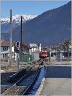 Das Bild zeigt einen rangierenden Z 800 in St-Gervais les Bains Le Fayette, das interessante an diesem Bild ist aber das Signal nach Schweizer Art, und sogar  Rangieren gestattet  wird wie in der Schweiz signalisiert.

14. Feb. 2023