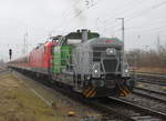 650 114-8 war am Mittag mit 10xWagen fr den Kreuzfahrer SDZ im Rostocker Hbf beschftig.18.03.2017