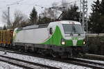 SETG-Vectron 193 240-9 mit Holzzug von Rostock-Bramow nach Stendal-Niedergrne bei der Ausfahrt im Haltepunkt Rostock-Bramow um 09:32 Uhr.15.01.2017