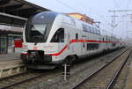 4110 111 als IC 94 von Wien Hbf nach Warnemünde kurz vor der Ausfahrt im Rostocker Hbf.17.03.2021