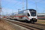 4110 117 als IC 2270(Dresden-Warnemünde)bei der Einfahrt im Rostocker Hbf.03.04.2021