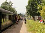 ZZLSM (Zuid‐Limburgse Stoomtrein Maatschappij) Dampfzug Bahnhof Schin op Geul 21-08-2024.

LSM (Zuid‐Limburgse Stoomtrein Maatschappij) stoomtrein station Schin op Geul 21-08-2024.
