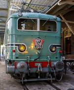 Frontalbild der Elektrolokomotive NS 1125 der NS-Baureihe 1100 am 29 April 2025 im Het Spoorwegmuseum (bis 2005 NSM - Nederlands Spoorwegmuseum / Niederländischen Eisenbahnmuseum) in Utrecht im Bahnhof Maliebaanstation.