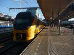 Ein VIRM-Triebwagen fhrt in den Bahnhof Utrecht ein.