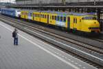 Von die Treppe ins Bahnhof von Amersfoort wurde am 31 Mai 2026 NSM 876 fotografiert.