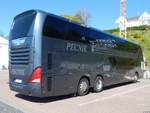 Neoplan Skyliner von Pecnik aus Österreich im Stadthafen Sassnitz.