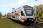 4110 117-7 als IC 2178(Dresden-Warnemünde)bei der Durchfahrt in Rostock-Bramow.15.10.2021