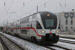 4110 111-0 als IC 2271(Rostock-Chemnitz)bei der Ausfahrt im Rostocker Hbf.