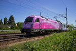 Fr W-Lan-Dienste der Telekom wirbt 5370 010 von PKP Intercity, die hier am 07.06.16 am Abzw.