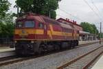 Rail Polska M62M-017 wartet die Weiterfahrt in Rzepin am 3 Mai 2018 ab.